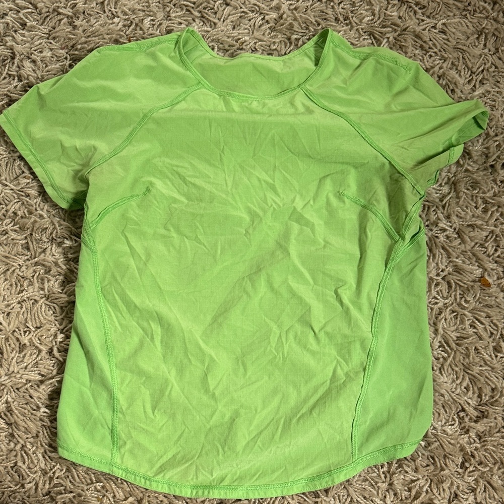 Lululemon lightweight short sleeve lime green top